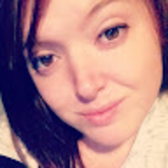 Meet your Posher, Ashlie - Picture 1 of 1